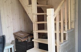Изготовление, проектирование деревянных лестниц любой сложности. Все комплектующие в наличии, по индивидуальным размерам на заказ. tab